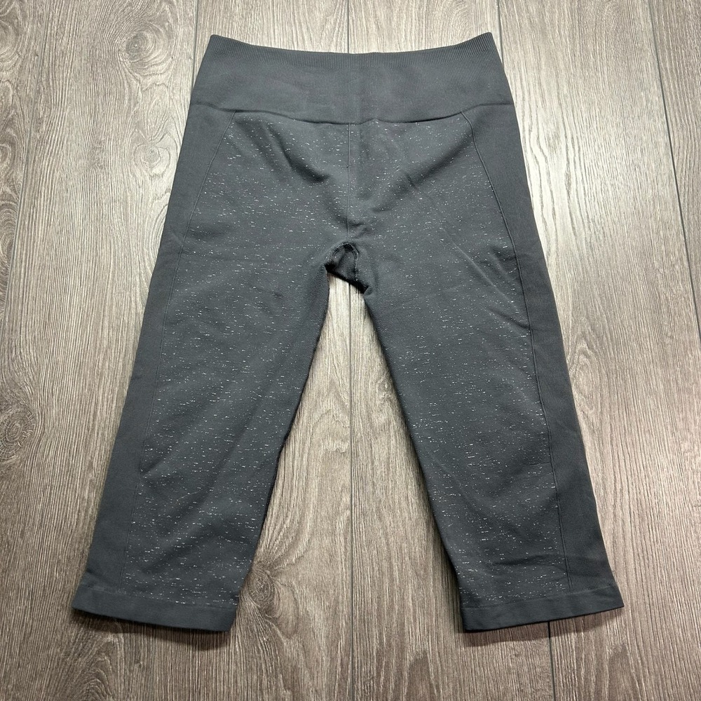 Lululemon Ebb to Street Tight Crop Leggings Gray Space Dye Seamless Yoga Pants